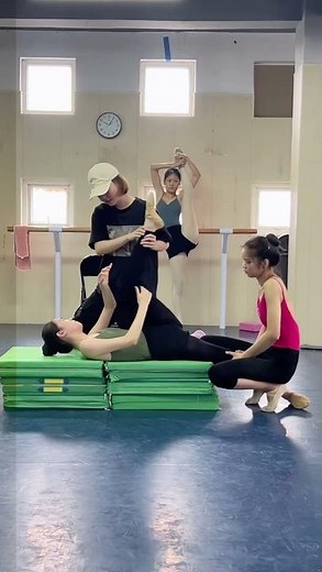 flexibility #dance #flexibility #ballet #training