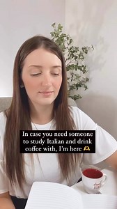 Learning Italian on your own is possible (maybe not so fun?!), but it’s so much easier and more rewarding when you’re part of a supportive community. In my courses, you’re never on this journey alone. 💚 There’s always an Italian teacher ready to help you out (including me - I love connecting with my students), and you’ll have other Italian learners to share the experience with. We’re all in this together, making sure you stay motivated and on track. #learnitalian #languagelearning #italy #itali