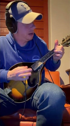 Ozzy "Crazy Train" mandolin riff