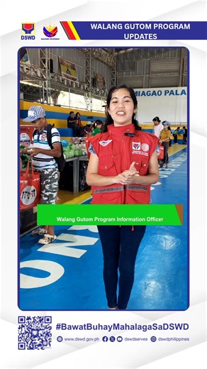 PANOORIN: Puno ng pasasalamat ang mga benepisyaryo ng Walang Gutom Program sa bayan ng Miag-ao, Iloilo sa matagumpay na isinagawang Food Redemption Activity ngayong araw. Layunin ng aktibidad na matulungan ang mga benepisyaryo na magkaroon ng sapat at masustansyang pagkain sa kanilang tahanan. Kasabay nito, aktibong nakibahagi rin sila sa adbokasiyang “Tamang Tulong, Tamang Impormasyon” ng Department of Social Welfare and Development (DSWD) sa pamamagitan ng pag-follow sa opisyal na Facebook pag