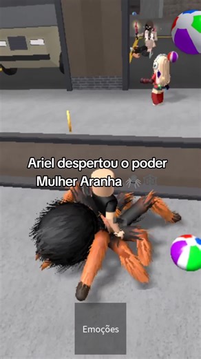 Ariel e sua transformação em Mulher Aranha no Roblox