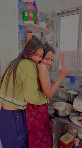 Kitchen me romance karna chalu ho gya iska 💋🙈😍 | Sapna Rajput