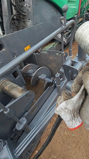 6.7K views · 85 reactions | Vogele Super 1900-3L. Magic sensor Test the machine before leave for our dear client #waamoo is the most professional road machinery supplier in China, please feel free to contact Maggie Li Maggie is waiting for you, 24 hours online Whatsapp 008613051721711 | Maggie Li | Facebook