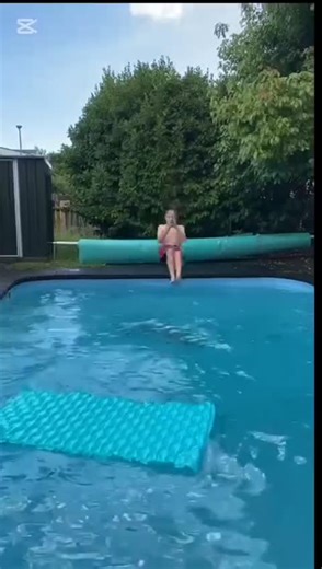 More manus from today. #theboys #big #splash #pool #manus #hugemanus #bomb #weekend #summer #holidays #christmas @🇳🇿Logan🇳🇿 @Therealdeal👍 @cooper @superstock nz