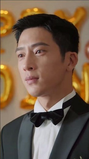🥺 He waited in silence.#RoadHome #归路 #JingBoran #TanSongyun #ReunionRomance
