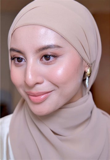 Transform into Raya with This Stunning Makeup Tutorial