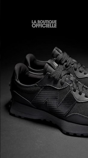 New Balance 327 Black Carbon