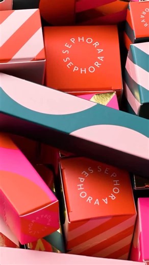 Sephora Australia on Instagram: "No advent calendar yet ?⁣ Discover this year’s @sephoracollection Advent Calendars:⁣ ✨ Advent Calendar – 24 numbered days of beauty surprises to unwrap.⁣ ✨ Premium Advent Calendar – no numbers, full-size products, and daily treats! Makeup, skincare, bath goodies & exclusive gifts… we’re here for it! 💄⁣ ⁣ #SephoraCollection #AdventCalendar"