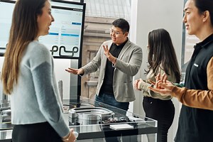 ビジネスを飛躍させるAIの活用｜IBM