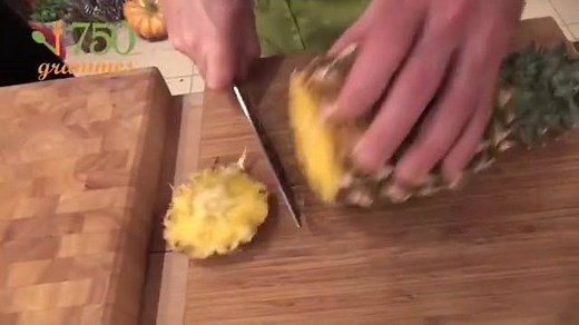 20:30 - Comment éplucher et découper un ananas ? Suivez le guide en vidéo... | 750g : Recettes de cuisine