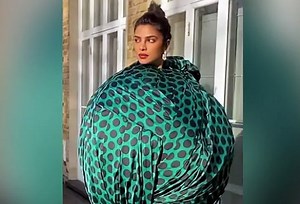'Thanks for making my day guys': Priyanka Chopra finds orb dress memes too funny - BusinessToday