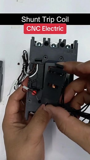 #cncelectric shunt coil and auxiliary block in MCCB #moldedcasecircuitbreaker #mccb#electricalaccessories #electricalwork #electricalengineering #fyp