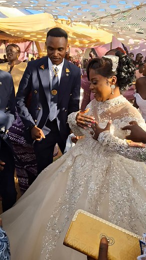 My beautiful bride can dance 💃 #blessedmarriage #bridaldance | Esther Pwasong