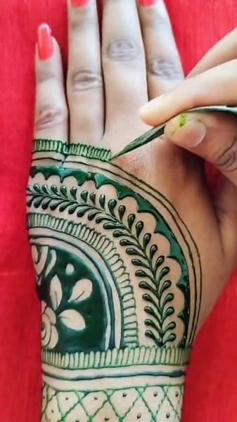 Easy Mehndi Design 2026 ✨🔥 | Arabic Back hand mehndi ka design | Eid mehndi henna design | Mehandi