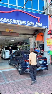 Oqang Kalut Posa, Mat @azrul7_ Kalut Nak Makeup Qeta dia hampa Oiii Tapi Tak kata la Hampa, tekah kata jantan nih tak makeup qeta tak sah, dia beqasa lagu naik qeta pekak mo tak tenyeh apa2🤣 Faiz Recommend @kkangauto Loqsetaq dekat hampa ! Faiz bukan dibayaq review nah, tapi mmg dari faiz beli qeta dulu pun dok mai buat aksesori dekat dia ! service memang tiptop 🔥 #faizaizif #tokbabahfaiz #faizsoul | faiz.aizif