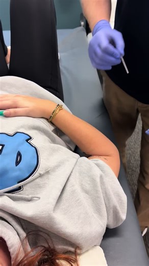 Dry needling isn’t what most people think… And for the right pain, it can be a game changer 🎯#dryneedling #painrelief #backpain #PhysicalTherapynearme #dryneedlingnearme