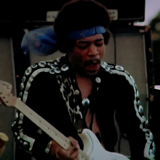The Jimi Hendrix Experience - Foxey Lady (Live In Maui, 1970)