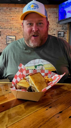 Ruby's Pub and Grill in Stuart, Iowa was the Guthrie County burger depot for us in Western Iowa! Our first Patty Melt on this cruise and it was incredibly flavorful. Delightfully juicy on buttery bread with a beefy punch in every bite! #burgersandbackroads | Burgers and Backroads- Western Iowa