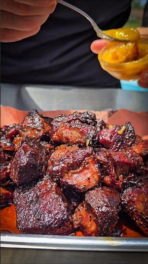 These burnt ends are dangerously good 🔥 #bbq #beef #shorts