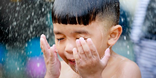 7 Sensory-Rich Water Play Activities for Kids and Toddlers | NAPA