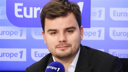 Gauthier Le Bret heureux papa : son adorable photo avec sa femme et son fils dans les studios d’Europe 1