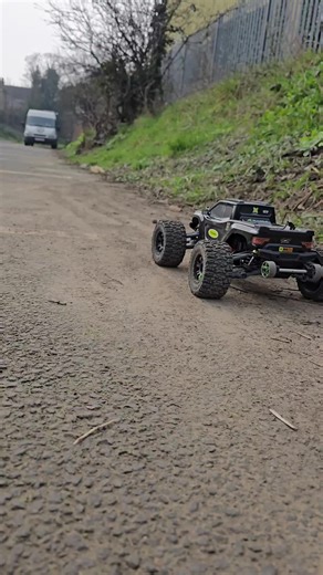 omni terminator 3s 1/10 scale #rc #rccar #rccars #rcbashing #rcbash