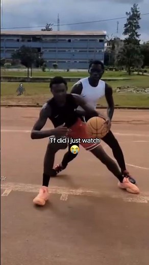 Bro teleporting 😭 (via @lightning.ttv on TikTok) #basketball