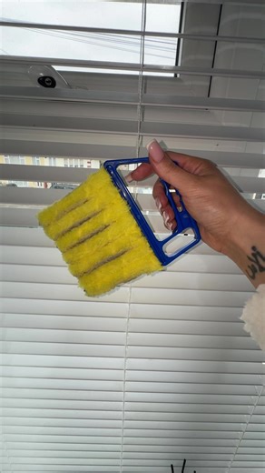 The Ultimate Cleaning Hack for Blinds You Need to Try