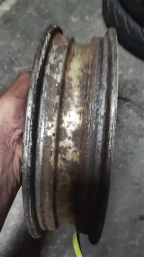 SIDE LEAKAGE PROBLEM!! JANTATYRESERVICE #ytshorts #youtubeshorts #tyrepuncture #viralvideo