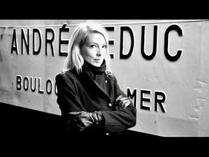 Dans un monde à part