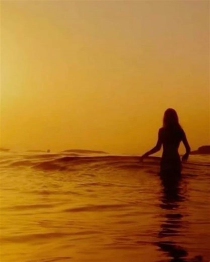 Exploring Frank Ocean's Song 'Pyramids' and Its Emotion