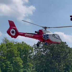 LifeNet 7-5 touching down in Valhalla with their spare EC-130 #airmethods #lifenetny #airbus #lifenet75 | LifeNet of New York