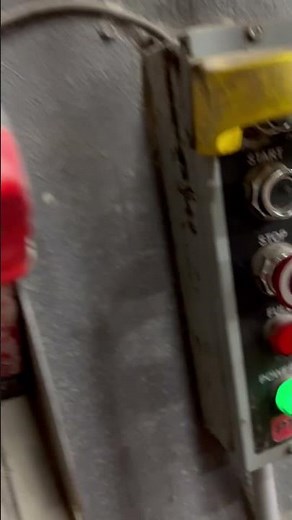 Crushing garbage with a trash compactor PTR