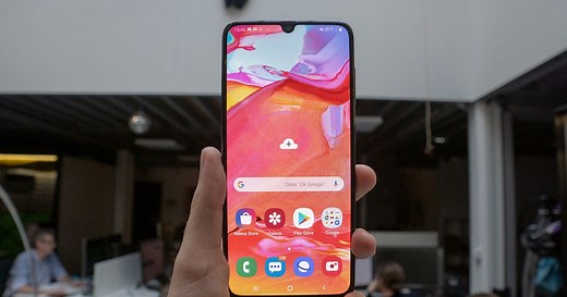 Test Samsung Galaxy A70 : un smartphone endurant à écran géant