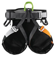 CANYON GUIDE - Harnesses | Petzl USA