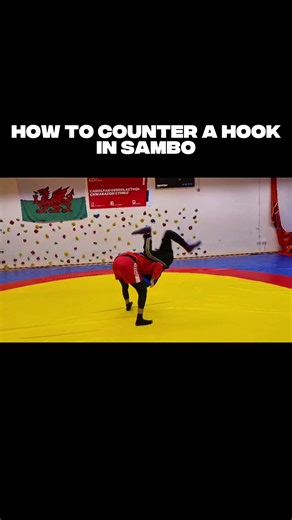 How to counter the hook in Combat Sambo using a quick takedown. Self defence is important against an attacker. #mma #birmingham #fyp #kids #wrestling