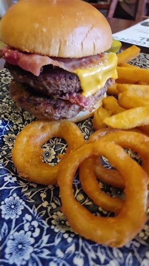 The Empire State burger at spoons! ( wetherspoon )