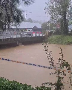 NSW RFS crews are assisting the NSW SES with sandbagging shops and homes around the Picton CBD. The Stonequarry Creek is rising and the SES is advising people in the area to prepare to evacuate. Video: Jamie Smith NSW RFS | NSW Rural Fire Service