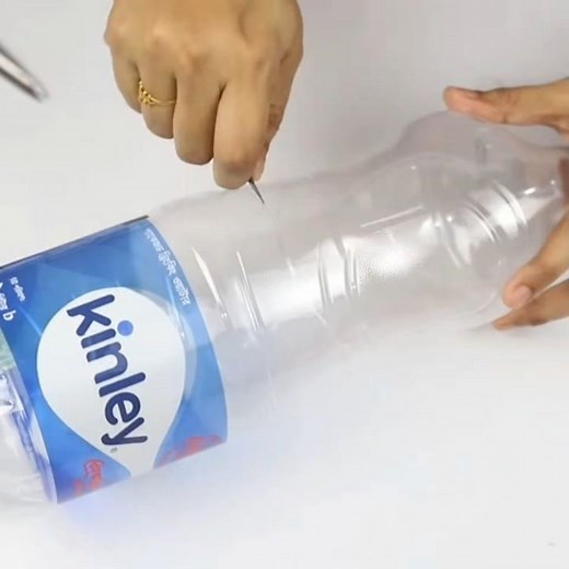 Best Out of Waste Plastic Bottle Flower Vase 🍾🏺💐 #diy #flowervase #handmade #plasticbottlecraft