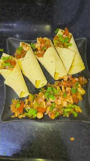 Unique Masala Papad Recipe | Crispy & Chatpata Restaurant Style Masala Papad | Easy Snack Recipe
