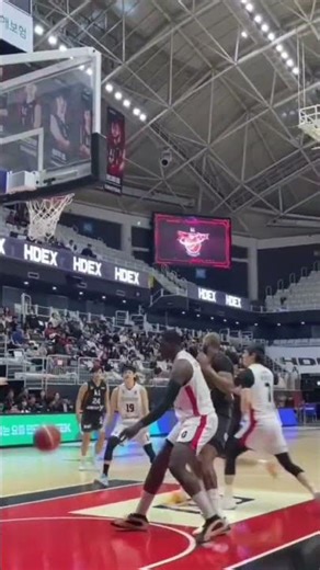 Park Jun Young 3-Pointer #수원kt소닉붐 #수원 #koreabasketball #suwon #suwonkt #kbl #basketball