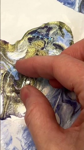A Real 5 Minute Craft! -Acrylic Skin Jewelry- #fluidart #acrylicskins #craft