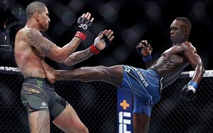 When Israel Adesanya suffered "painful" knee injury 13 days before Alex Pereira revenge: "I've been through worse"