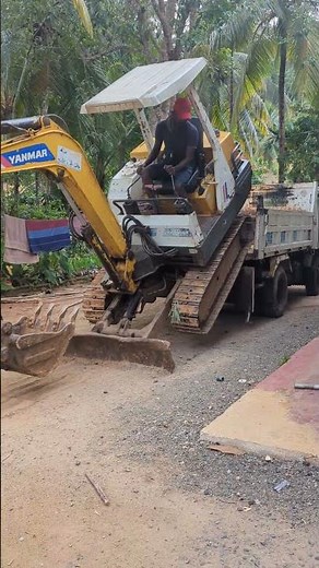 Epic Excavator Unloading – So Satisfying! 😱