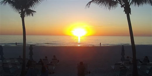 Manatee County launches ‘Beach Like a Local’ life vest program