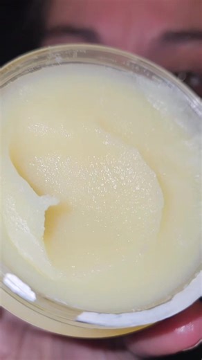 Luxurious wash day starts at the scalp ✨ This Bask & Lather Stimulating Scalp Balm is packed with shea butter, mango butter, calendula, and essential oils to nourish the scalp and bring dry, flaky hair back to life. No heavy buildup, no pore-clogging ingredients, just calm, hydrated, happy roots. Perfect for self-care days or as a thoughtful, glamorous gift 💛 #BaskAndLather #ScalpCareRoutine #WashDayRitual #HealthyHairJourney #NaturalHairCare