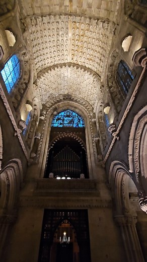 ROSSLYN CHAPEL - INTERIOR The carvings inside Rosslyn Chapel, built in the mid-15th century by William Sinclair, are among the most intricate in Scotland. Nearly every surface is covered with symbolic stonework blending Christian, pagan, and possibly Masonic imagery. The chapel features angels, demons, the “Apprentice Pillar,” and hundreds of unique motifs depicting plants, animals, and biblical scenes. Some carvings appear to reference the Knights Templar and ancient wisdom, inspiring centuries