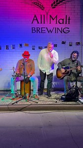 @all_malt When Mick & His Amazing Band Call you up to sing the blues You can’t say no 😎 | Matt Gresham