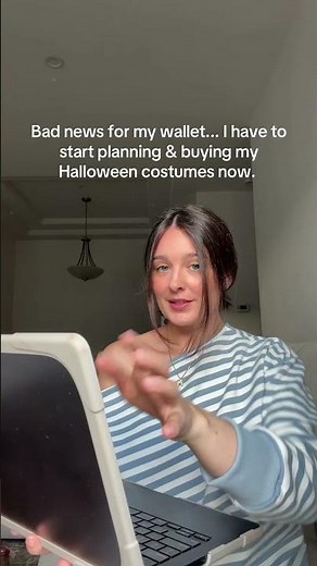 🗣️Halloween is on a Saturday this year which means a min of 3 costumes!!! I post costume ideas on