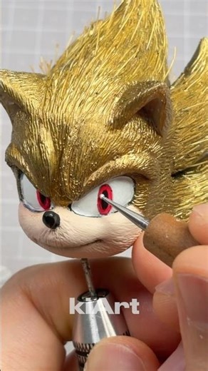 Giving Life to Super Sonic! ⚡️ (Fur & Gold Painting) #sonic #kiart #supersonic